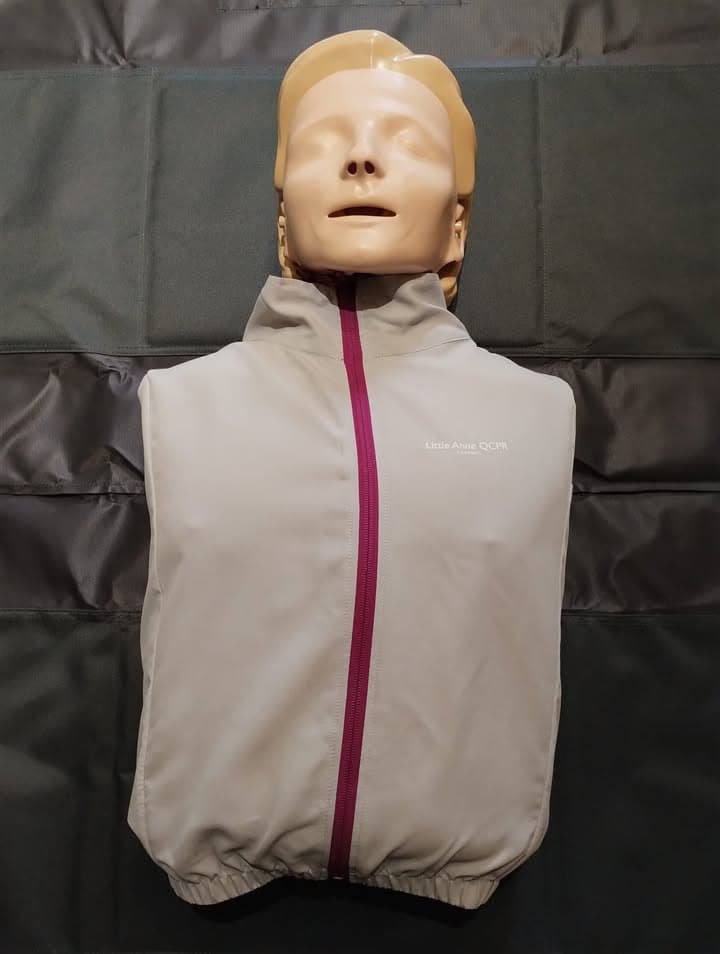 Poznajcie Anię.😍
Nowa w zespole. Przyjechała od przyjaciela z Niemiec. I pomoże nam być zawsze w fo