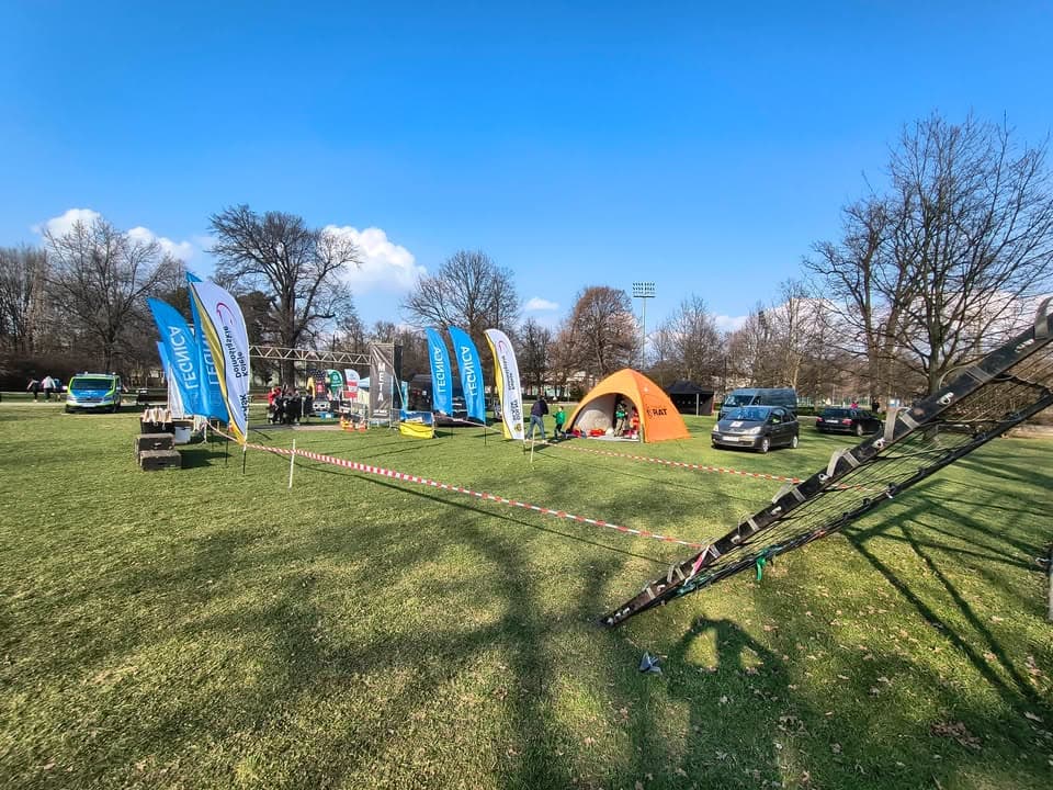 Wiosna przywitana na LPP RACE
Tradycyjnie dbali艣my o bezpiecze艅stwo uczestnik贸w 馃挭